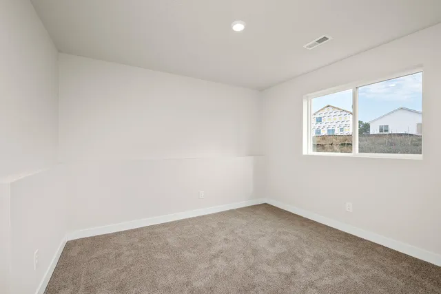 $388,900 | 614 Redwood Loop North, Cambridge, MN 55008