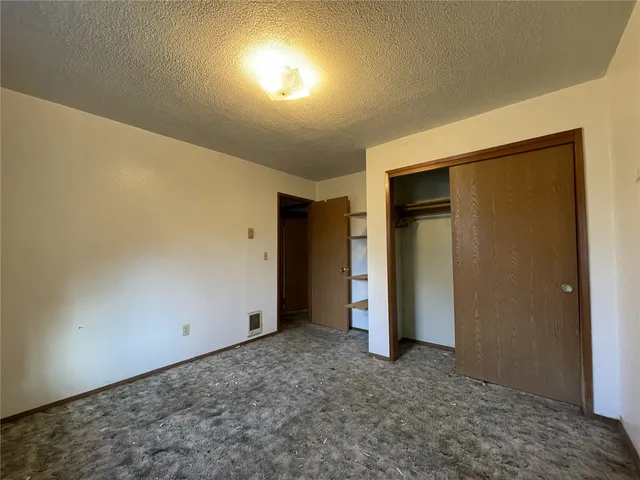 a view of walk in closet