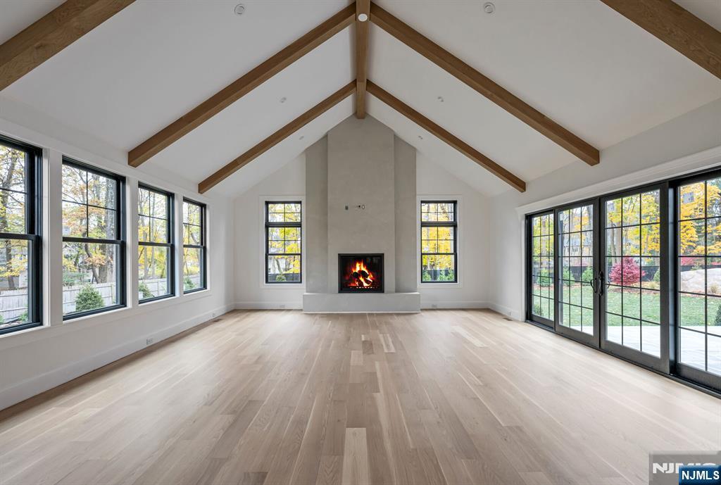 46 Locust Lane Upper Saddle River, NJ 07458 - Photo 17 of 50