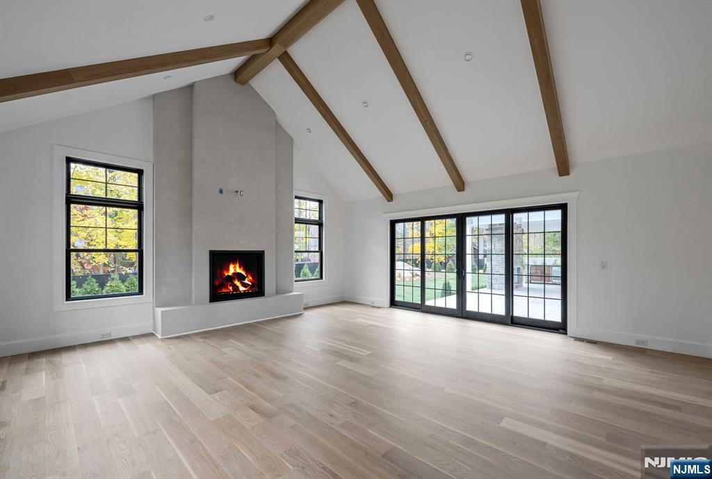 46 Locust Lane Upper Saddle River, NJ 07458 - Photo 18 of 50