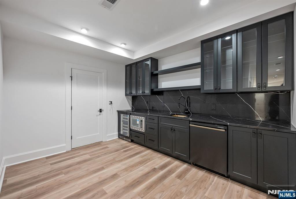 46 Locust Lane Upper Saddle River, NJ 07458 - Photo 41 of 50