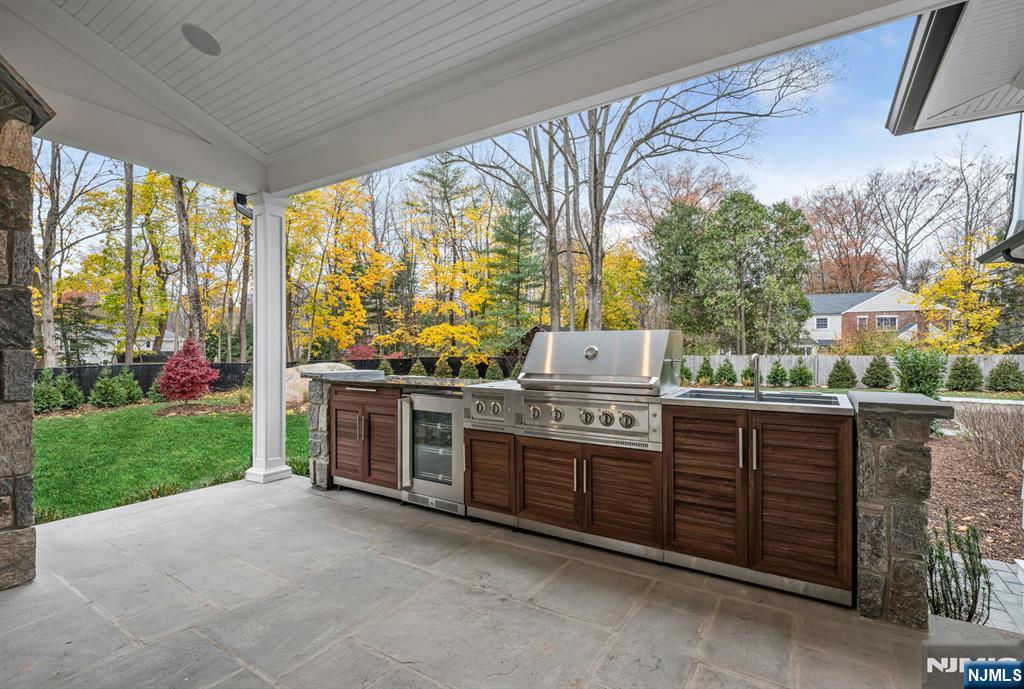 46 Locust Lane Upper Saddle River, NJ 07458 - Photo 48 of 50