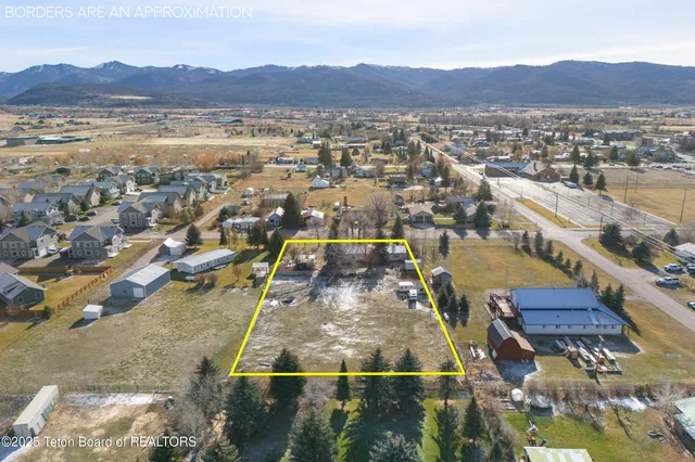 $1,100,000 | 135 East Birch Street, Victor, ID 83455