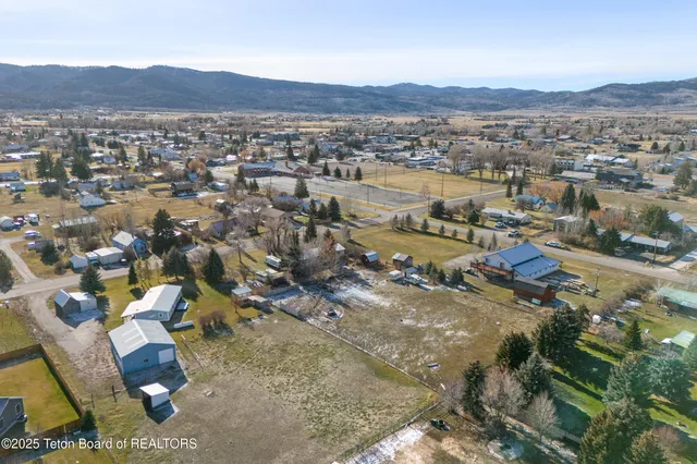 $1,100,000 | 135 East Birch Street, Victor, ID 83455