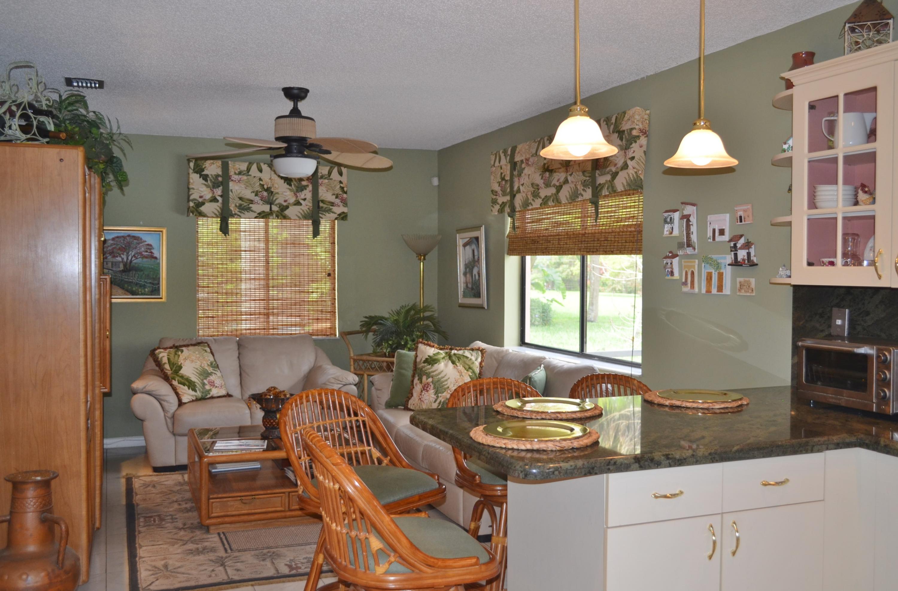 21546 Little Bear Lane Boca Raton, FL 33428 - Photo 11 of 39 Kitchen.Family Room