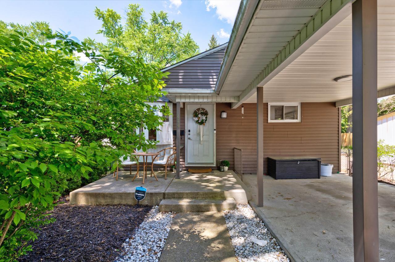 444 Chase Road Columbus, OH 43214 - Photo 1 of 33 Exterior - Front