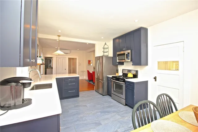 $15,000 | 700 Thames Street, Newport, RI 02840