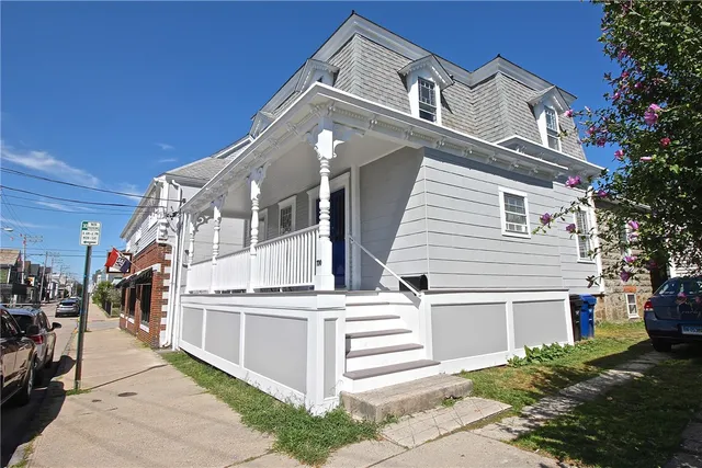 $15,000 | 700 Thames Street, Newport, RI 02840