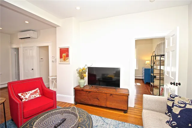 $15,000 | 700 Thames Street, Newport, RI 02840