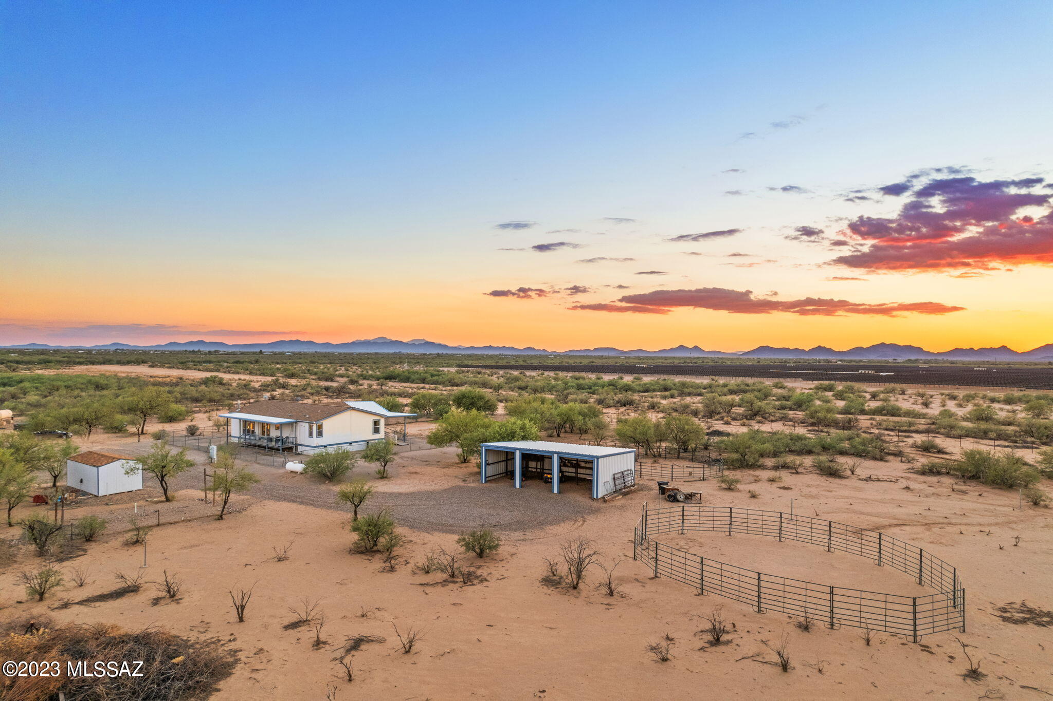 9067 Ghost Ranch Road Marana, AZ 85653 - Photo 3 of 49 Gallery Image 3