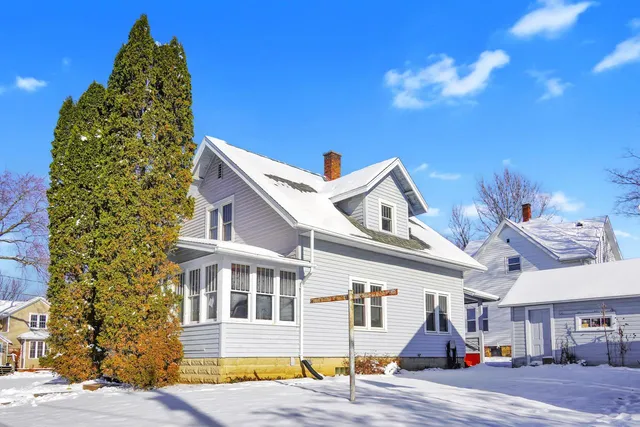 $235,000 | 223 North Washington Street, Viroqua, WI 54665