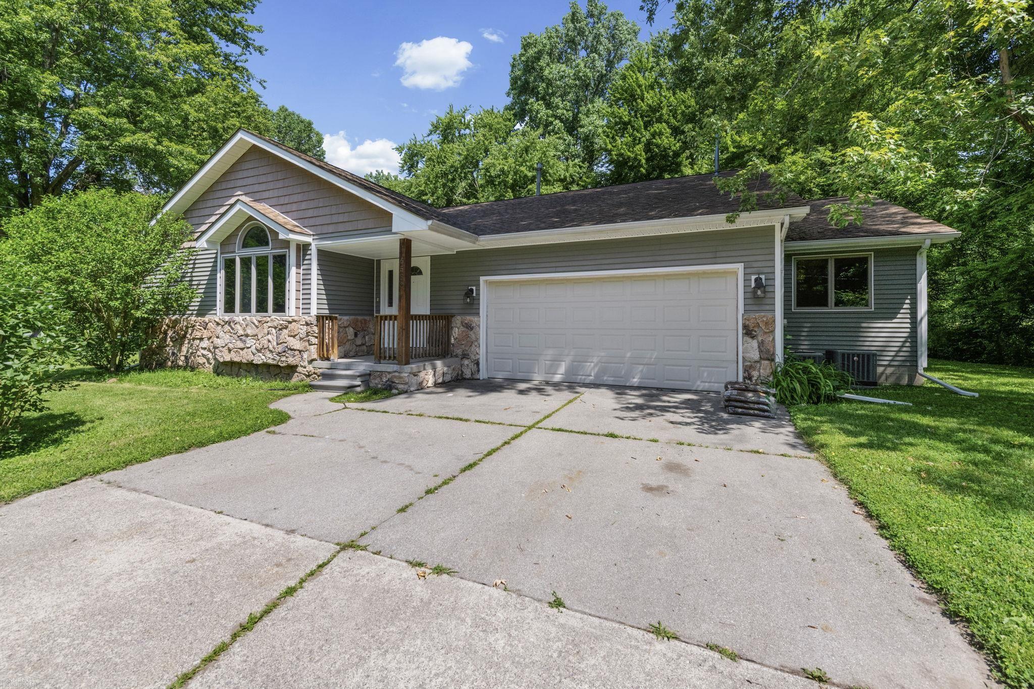 6580 Swartout Road Algonac, MI 48001 - Photo 1 of 34 50214348-64246359-8bf6-44f1-92db-f413220dfeaa.JPG