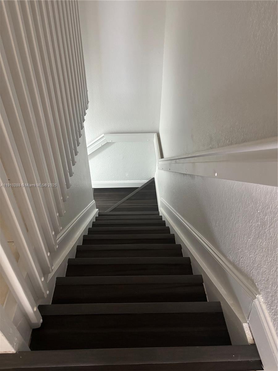 17710 Northwest 73rd Avenue, Unit 20220 Hialeah, FL 33015 - Photo 2 of 16 a view of entryway