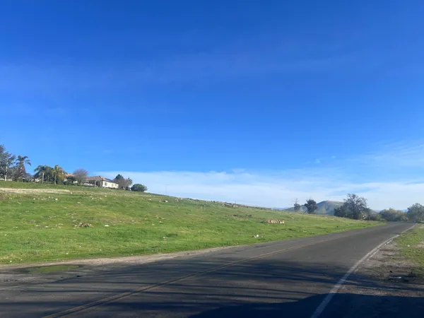 $89,000 | South Corona Drive, Unit 19, Porterville, CA 93257