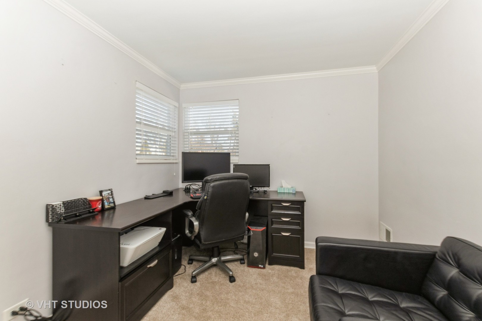 2149 Downey Road Homewood, IL 60430 - Photo 9 of 19 a view of a workspace with a window