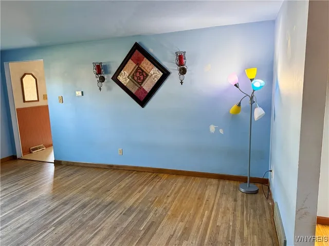 $269,900 | 1912 Creekside Drive, Grand Island, NY 14072