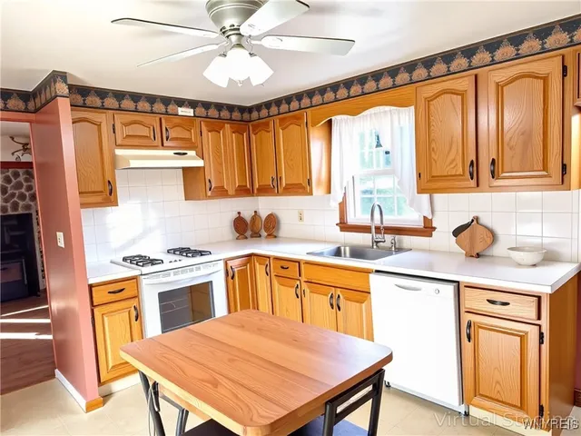 $269,900 | 1912 Creekside Drive, Grand Island, NY 14072