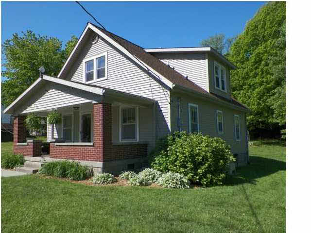 520 Giesler Road Jasper, IN 47546 - Photo 2 of 15 Gallery Image 2