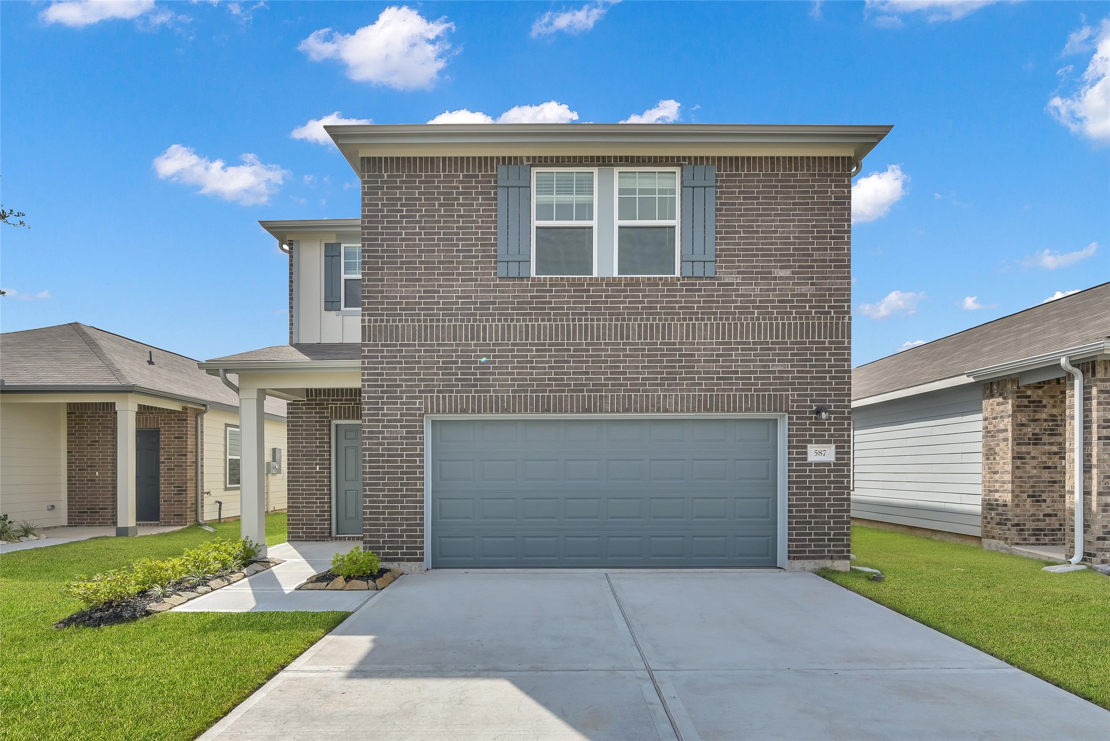 587 Firemoon Street Montgomery, TX 77316 - Photo 2 of 32