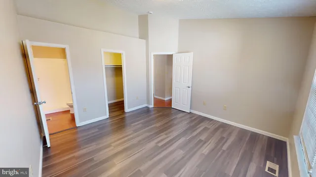 $359,900 | 2522 Regal Place, Waldorf, MD 20601