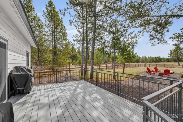 $699,000 | 29 Grand Fir Drive, Donnelly, ID 83615