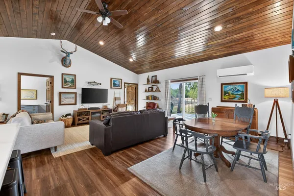 $699,000 | 29 Grand Fir Drive, Donnelly, ID 83615