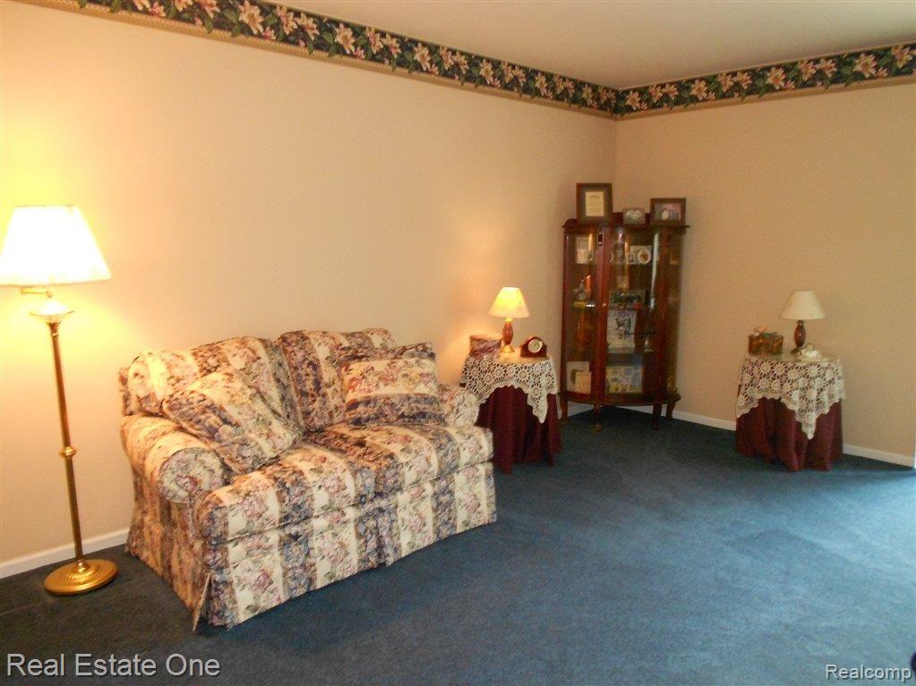 3641 Chicago Road Warren, MI 48092 - Photo 11 of 13 011.JPG