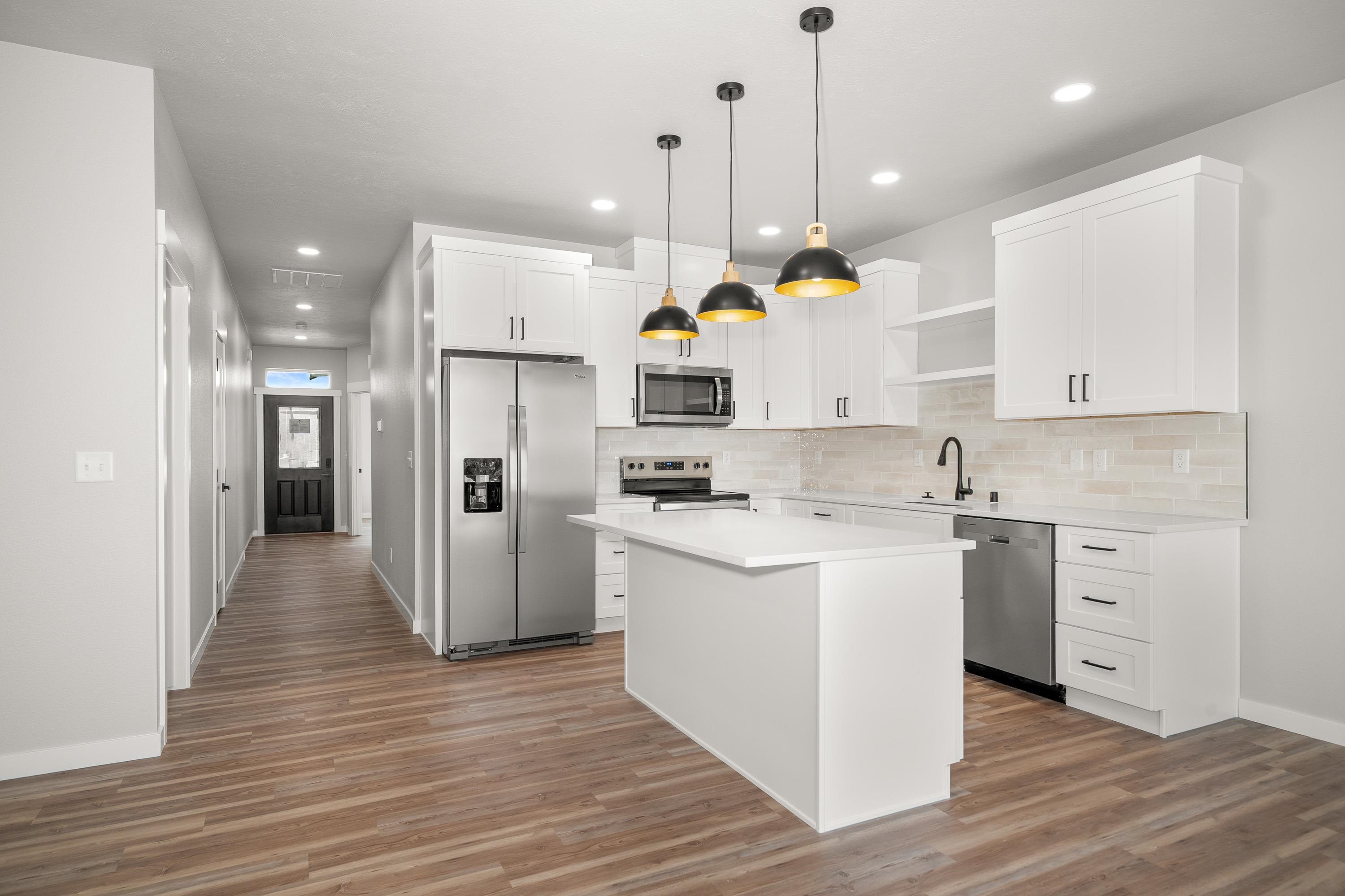 2011 East Longfellow Avenue Spokane, WA 99207 - Photo 13 of 40