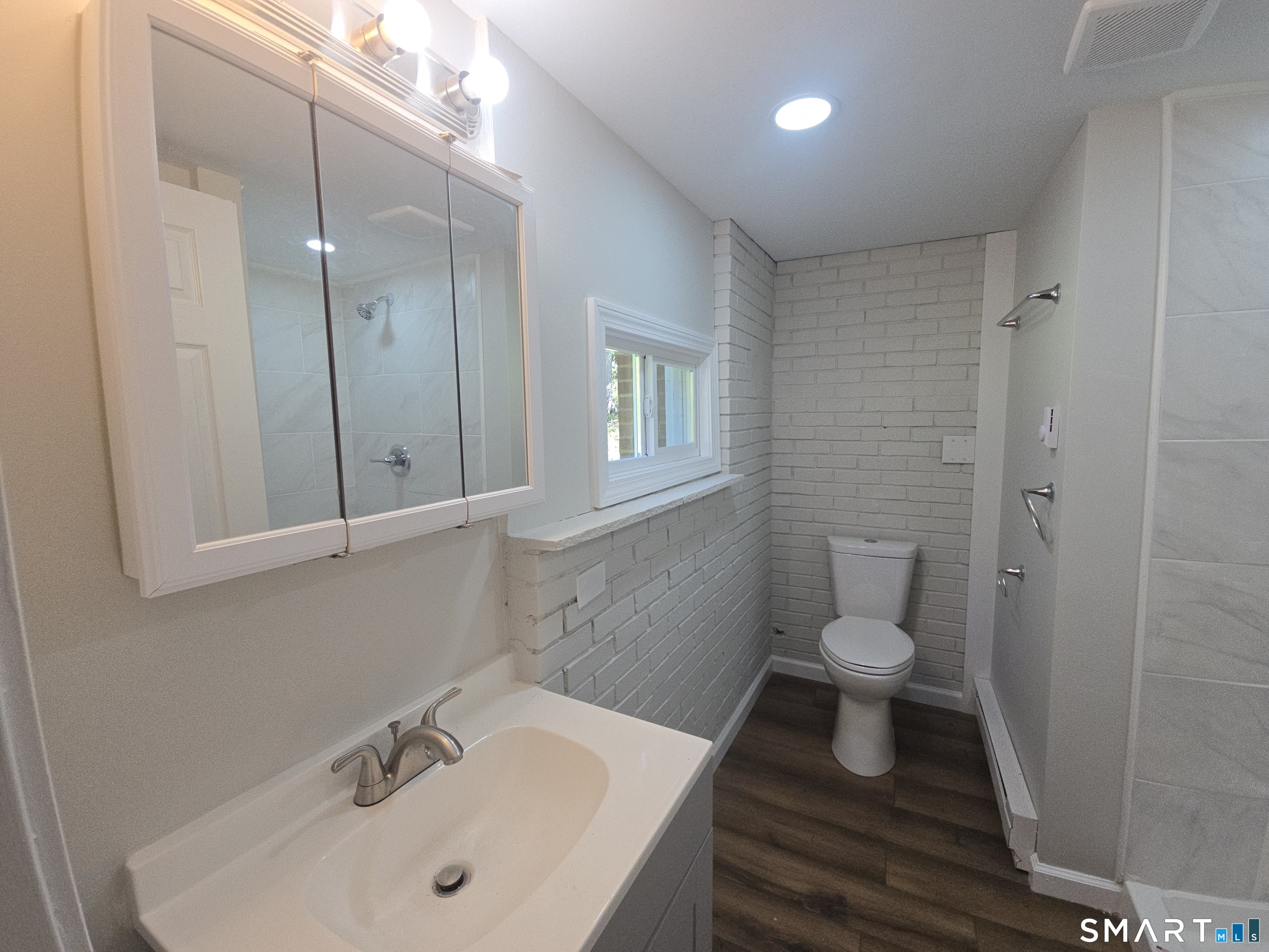 14 Parker Road Marlborough, CT 06447 - Photo 8 of 25 Gallery Image 8
