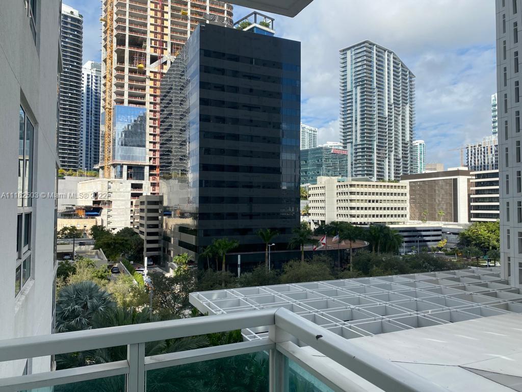 950 Brickell Bay Drive, Unit 602 Miami, FL 33131 - Photo 3 of 16