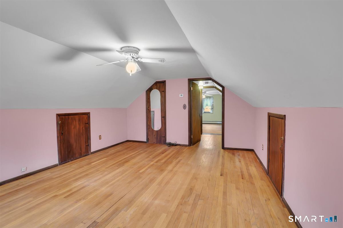 26 Russell Road Meriden, CT 06450 - Photo 16 of 36