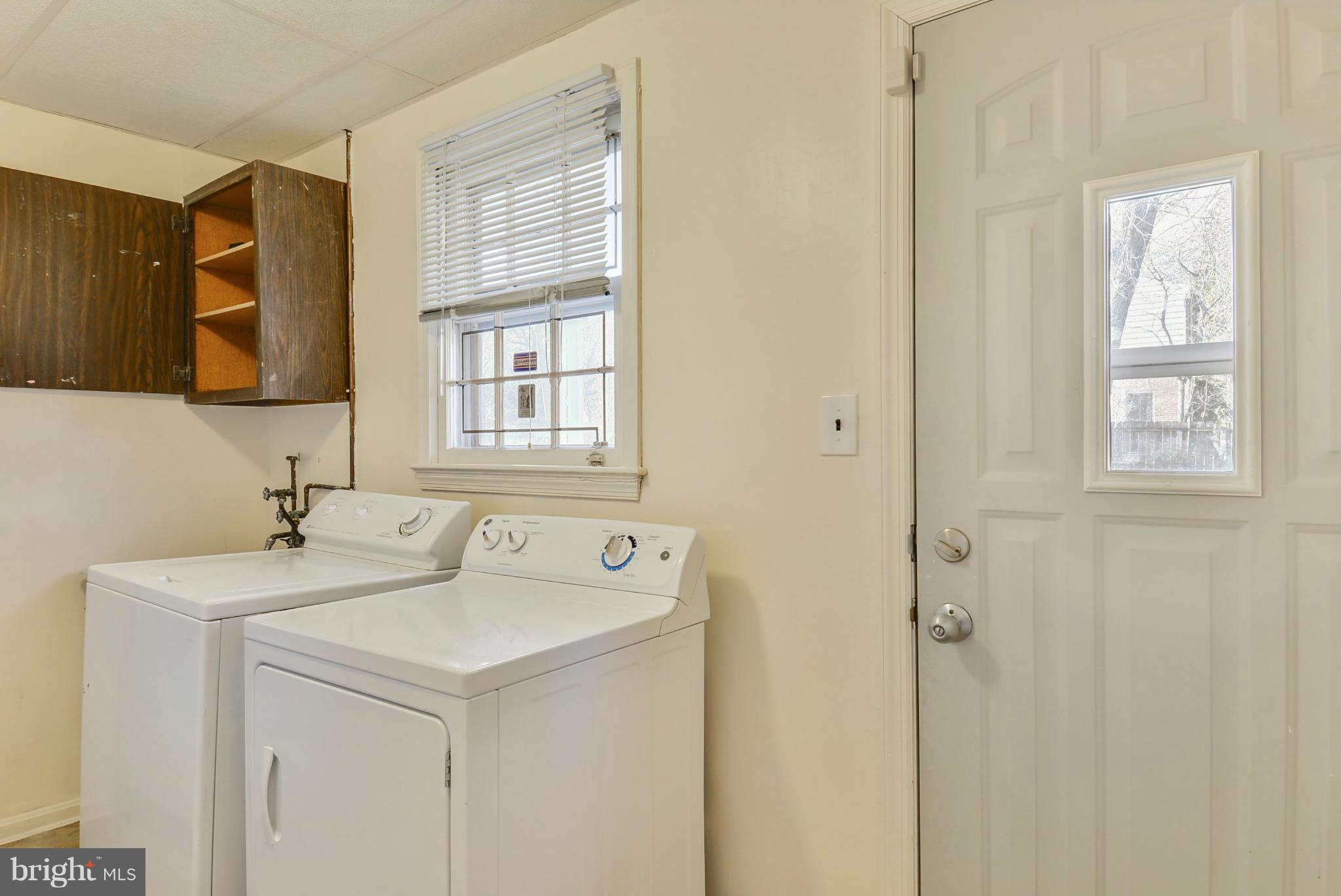 11716 Kemp Mill Road Silver Spring, MD 20902 - Photo 12 of 30 Laundry Room