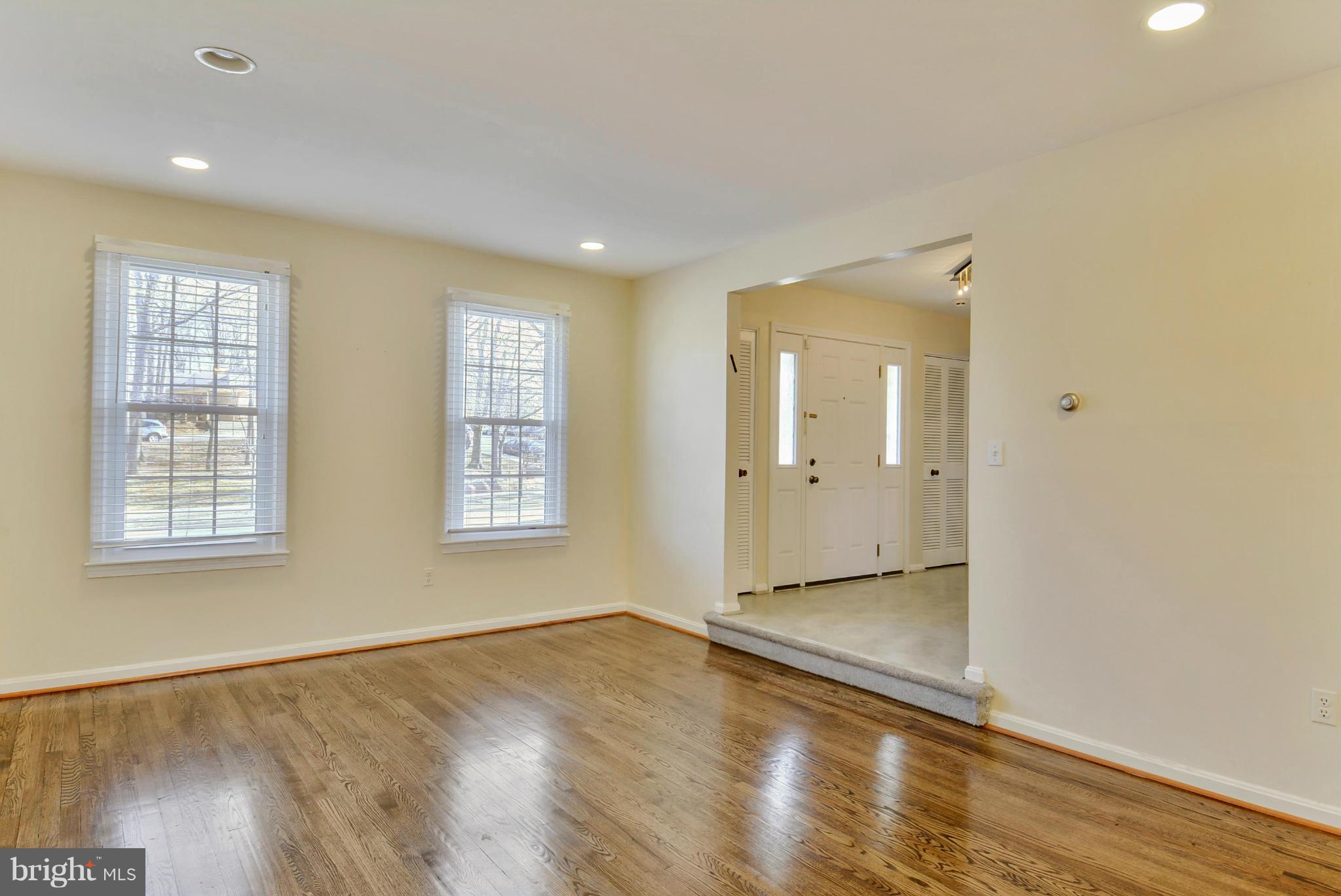 11716 Kemp Mill Road Silver Spring, MD 20902 - Photo 4 of 30 Living Room