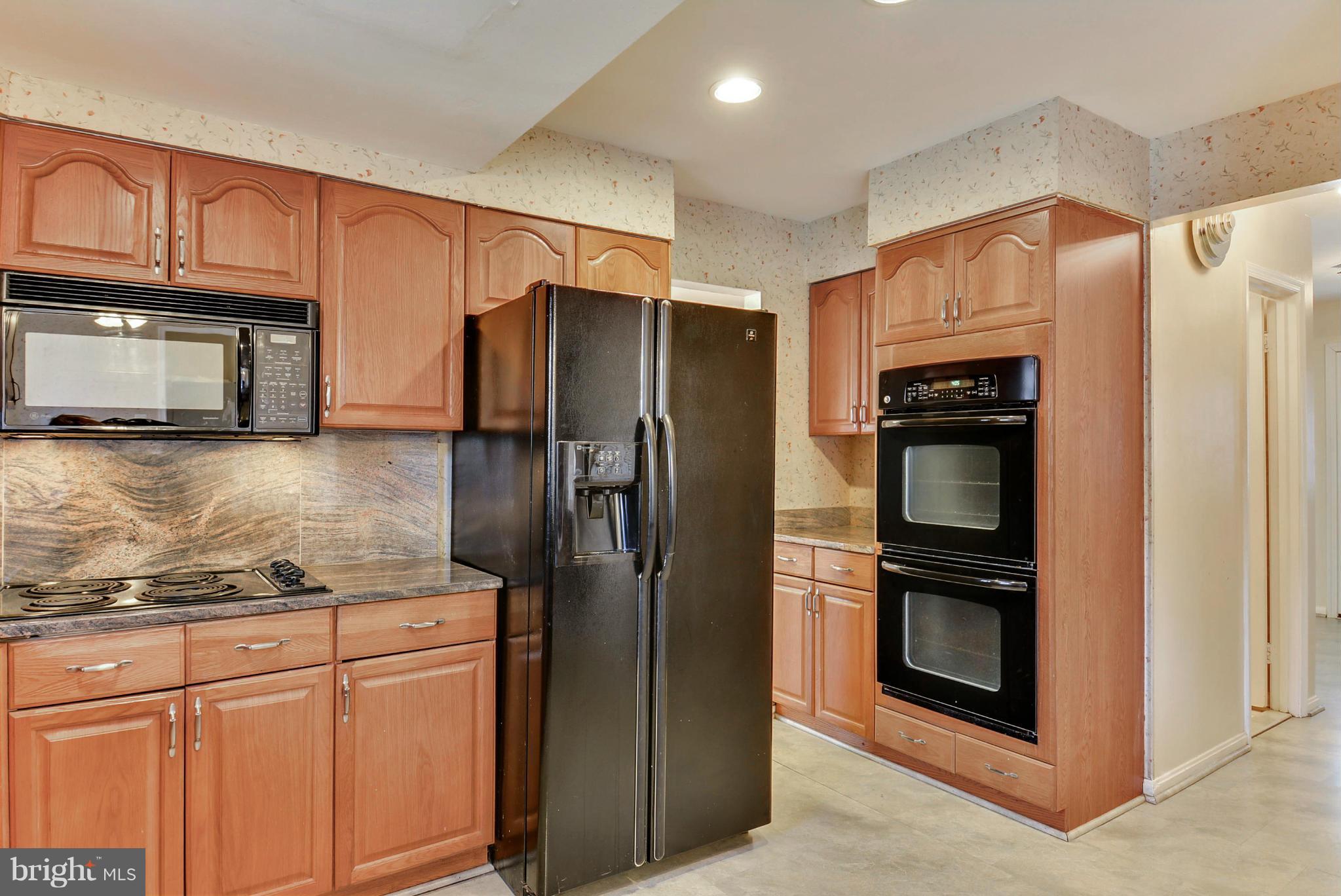 11716 Kemp Mill Road Silver Spring, MD 20902 - Photo 8 of 30 Kitchen
