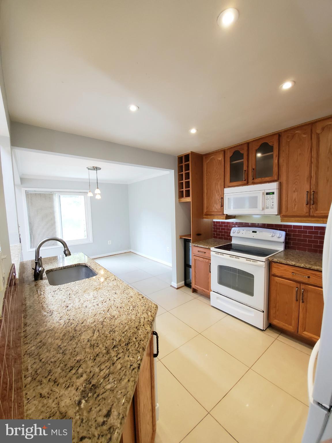 9146 Centerway Road Gaithersburg, MD 20879 - Photo 8 of 24