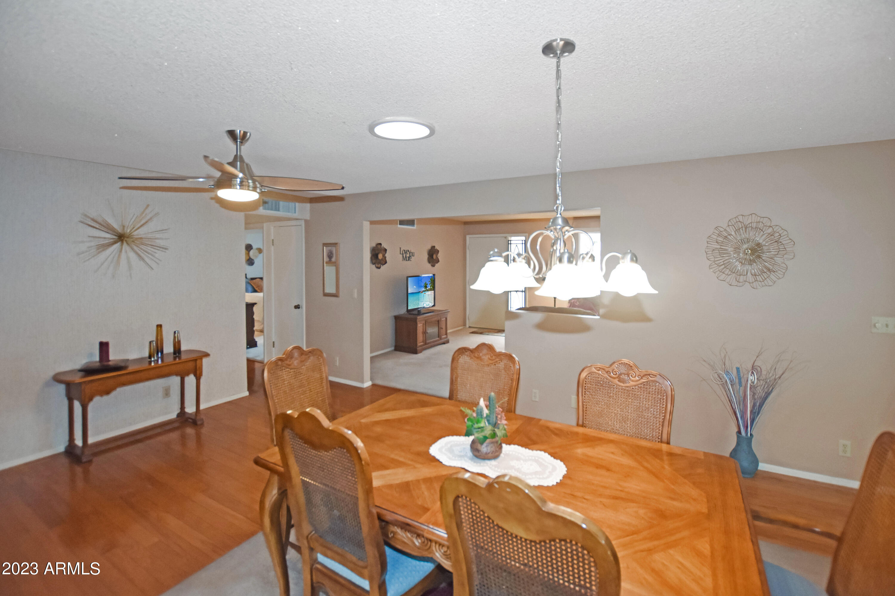 1044 South Rochester Mesa, AZ 85206 - Photo 9 of 34 Dining Room2