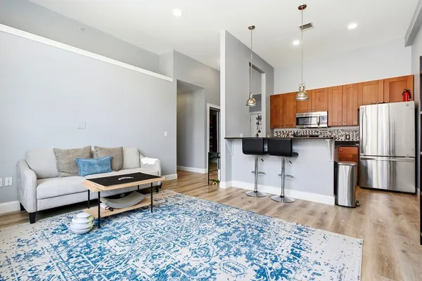 $429,000 | 30 Broad Street, Unit 203, Marlborough, MA 01752