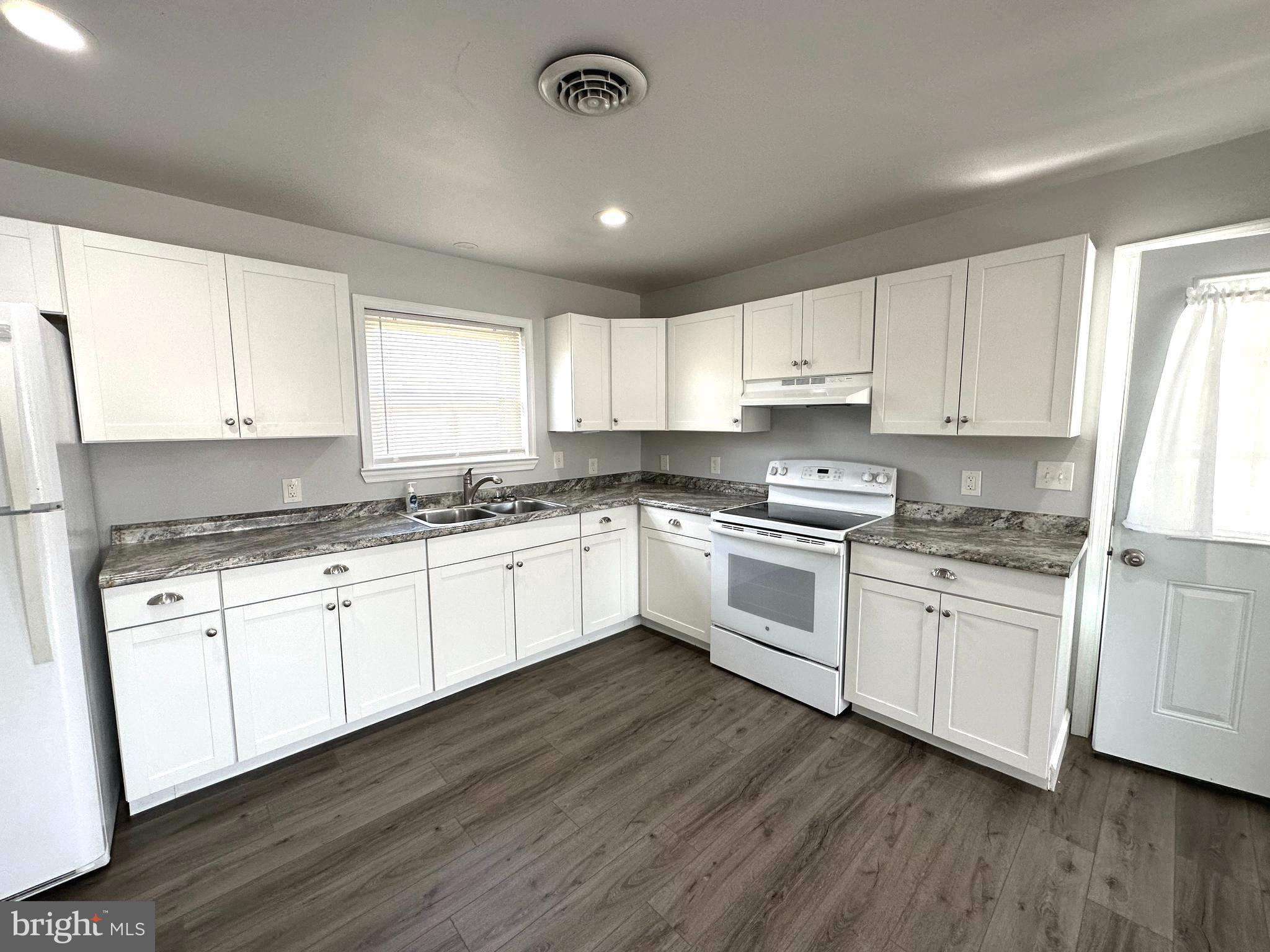 13103 Goldizen Lane Clear Spring, MD 21722 - Photo 6 of 24