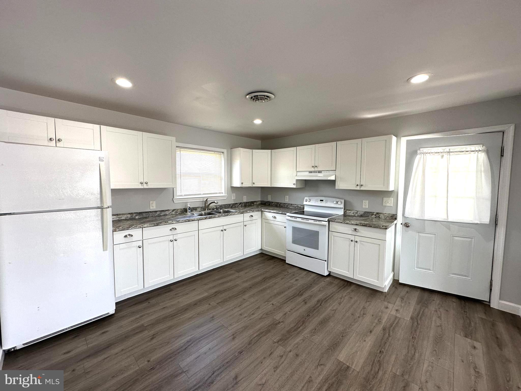 13103 Goldizen Lane Clear Spring, MD 21722 - Photo 7 of 24
