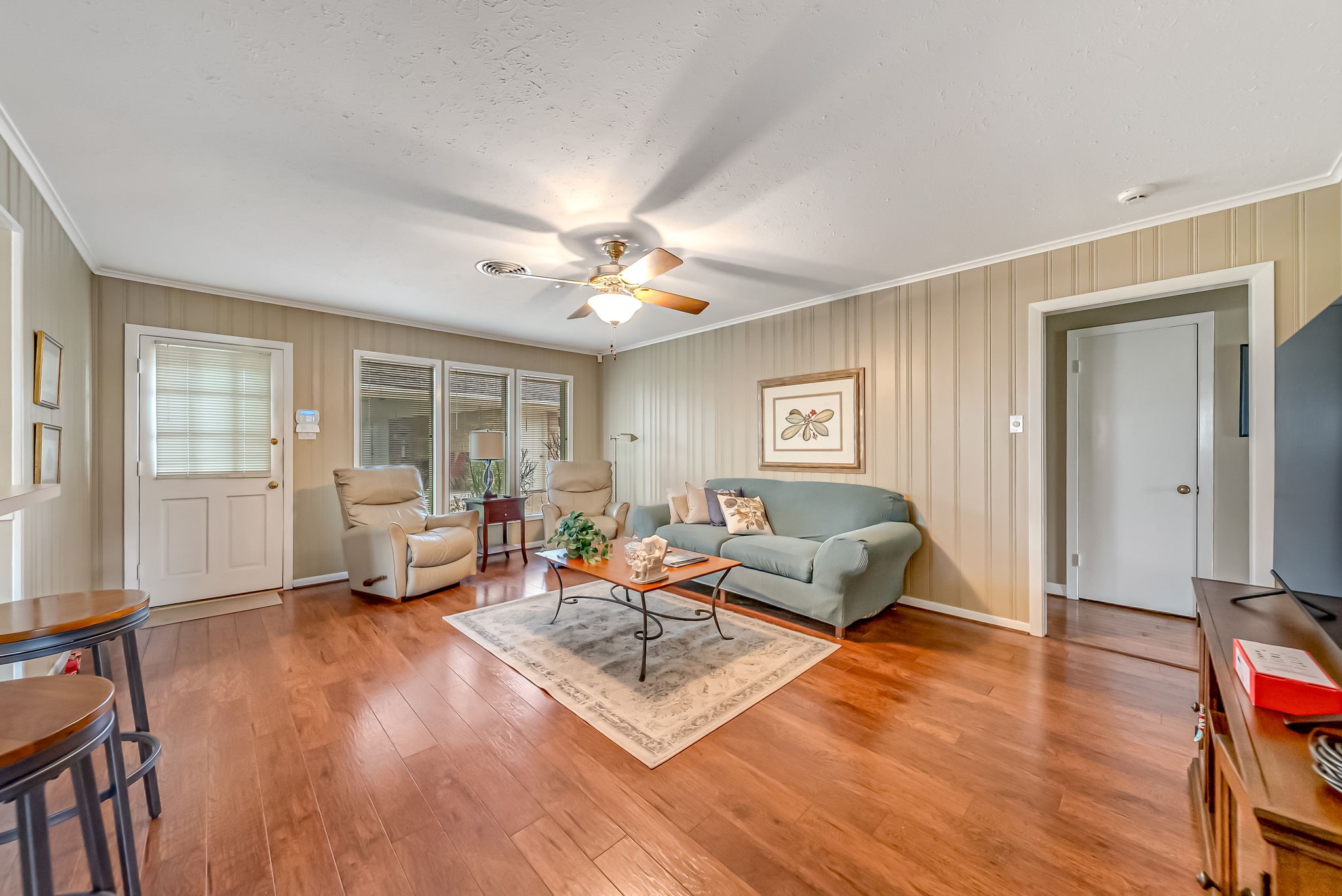 1330 Foxwood Road Houston, TX 77008 - Photo 13 of 30