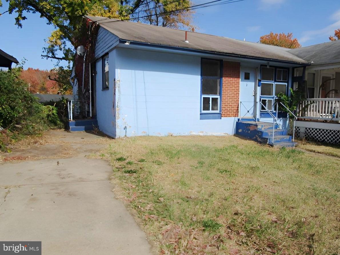 1827 Ray Leonard Road Landover, MD 20785 - Photo 2 of 22 Front