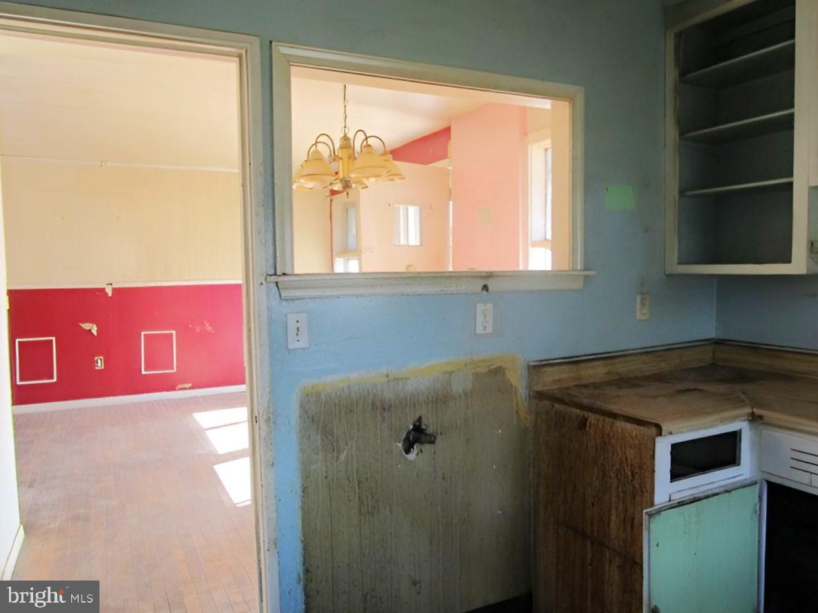 1827 Ray Leonard Road Landover, MD 20785 - Photo 6 of 22 kitchen