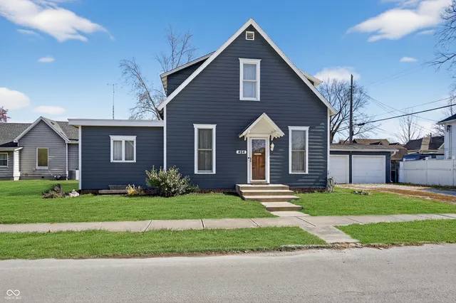 $335,000 | 454 North 14th Street, Noblesville, IN 46060