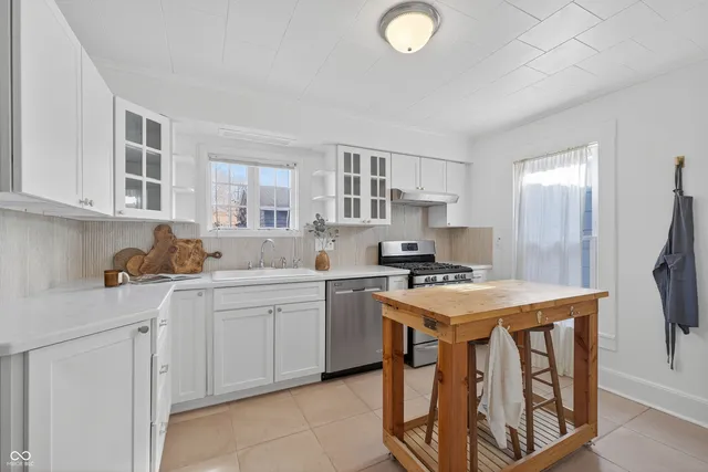 $335,000 | 454 North 14th Street, Noblesville, IN 46060