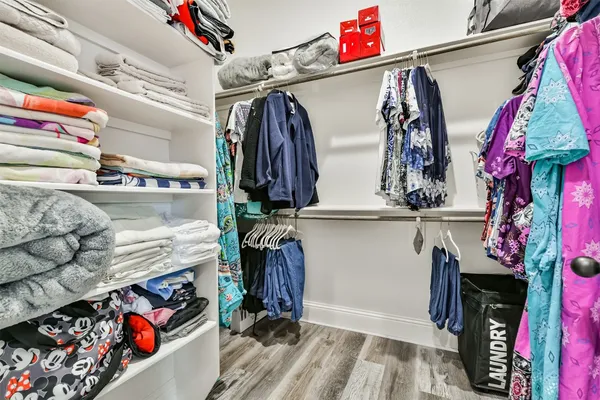 $449,900 | 925 Luella Avenue, Deer Park, TX 77536