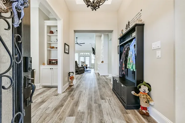 $449,900 | 925 Luella Avenue, Deer Park, TX 77536