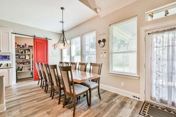 $449,900 | 925 Luella Avenue, Deer Park, TX 77536