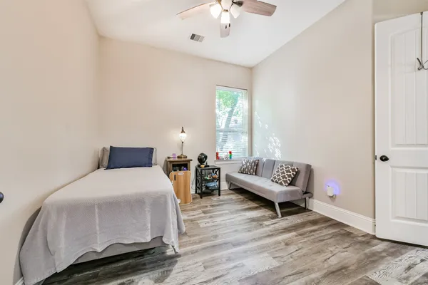 $449,900 | 925 Luella Avenue, Deer Park, TX 77536