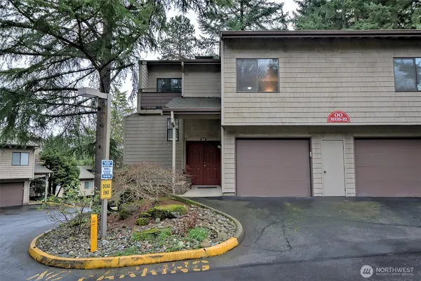 $470,000 | 15120 Sunwood Boulevard, Unit OO11, Seattle, WA 98188