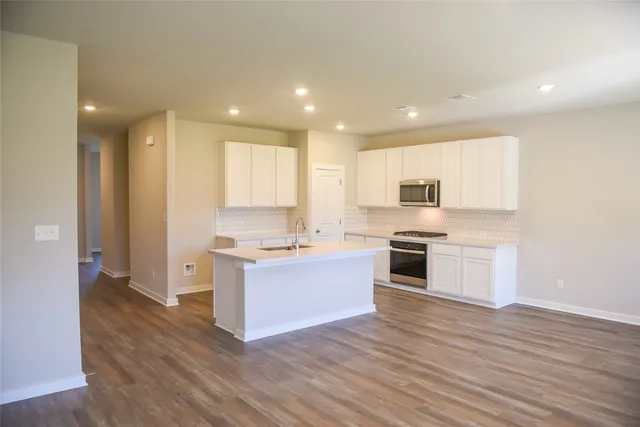 $389,000 | 156 Ayres Horn, Cedar Creek, TX 78612